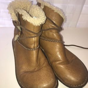 brown ugg lace up boots